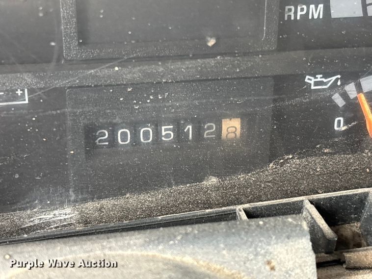 image for item EJ7684 1997 Chevrolet C7500 dump truck