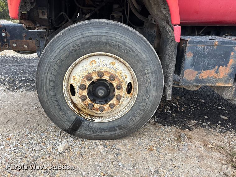 image for item EJ7684 1997 Chevrolet C7500 dump truck