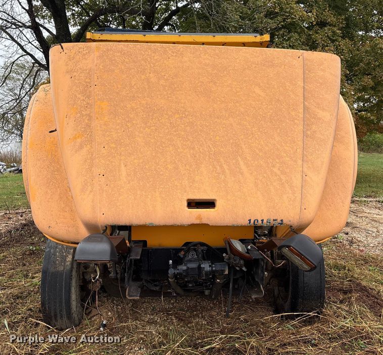 image for item EJ7687 1999 International 4900 dump truck