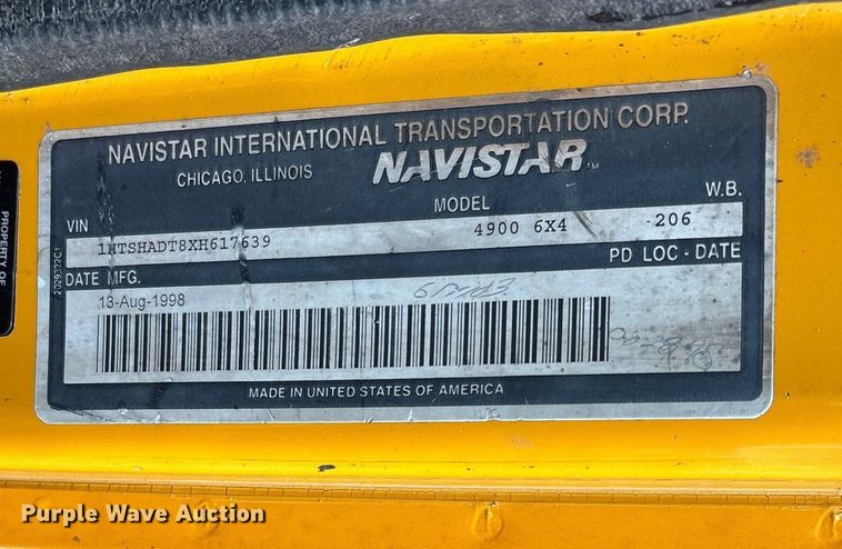 image for item EJ7687 1999 International 4900 dump truck