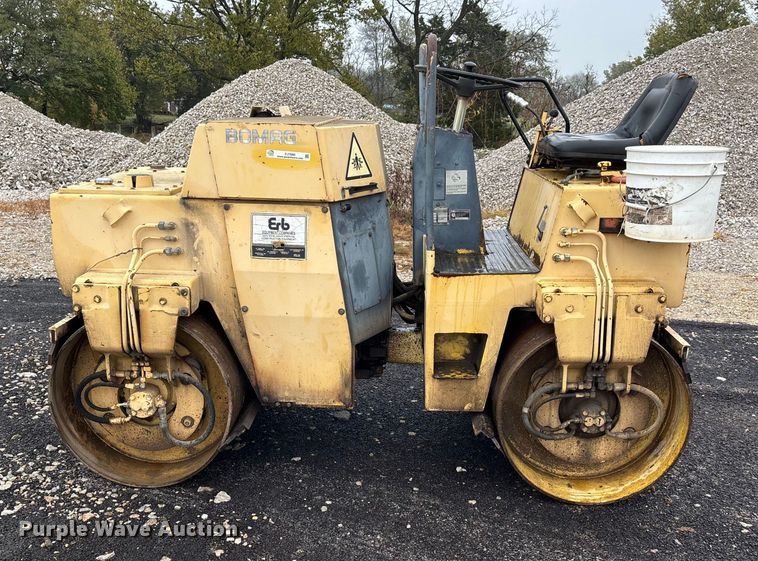 image for item EJ7690 1988 Bomag BW 120 AD-2 double drum vibratory roller
