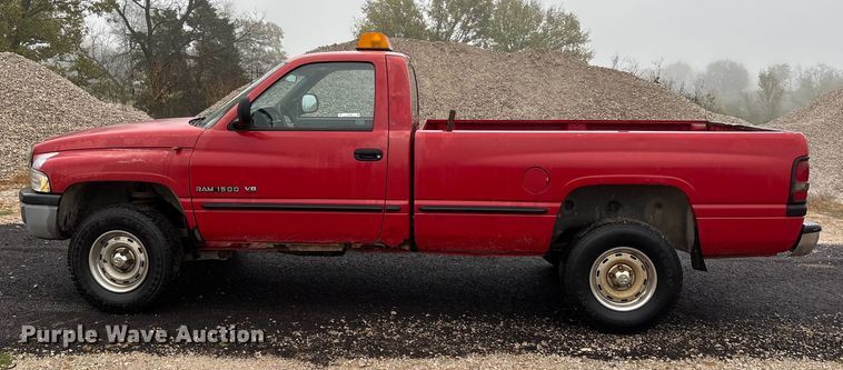 image for item EJ7692 1998 Dodge Ram 1500 pickup truck