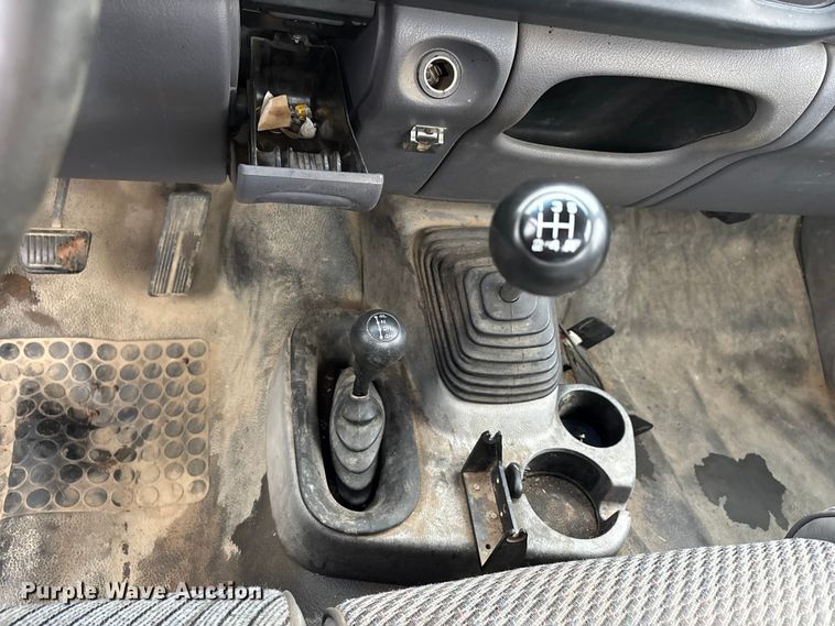 image for item EJ7692 1998 Dodge Ram 1500 pickup truck