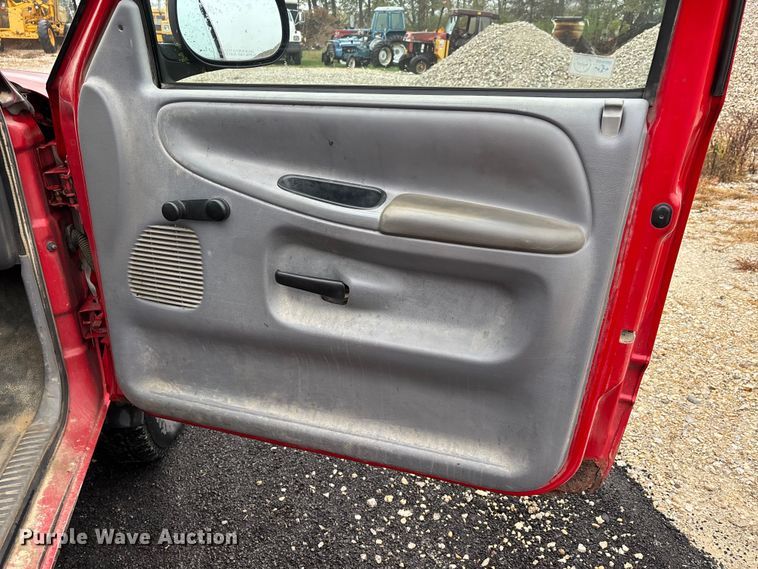 image for item EJ7692 1998 Dodge Ram 1500 pickup truck