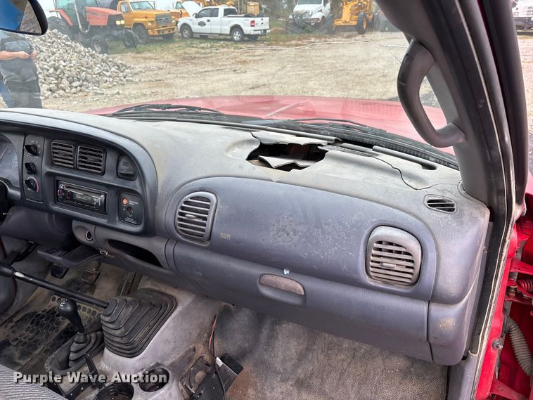 image for item EJ7692 1998 Dodge Ram 1500 pickup truck