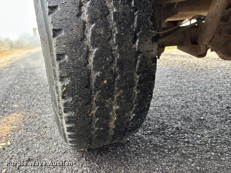 image for item EJ7692 1998 Dodge Ram 1500 pickup truck