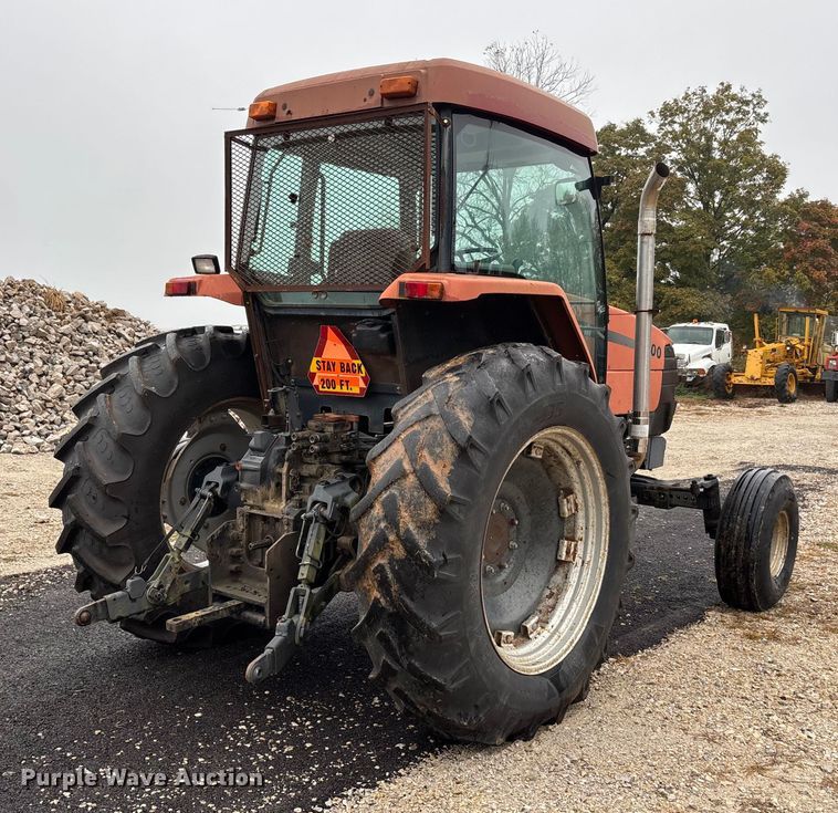 image for item EJ7693 Case-IH MX100 tractor