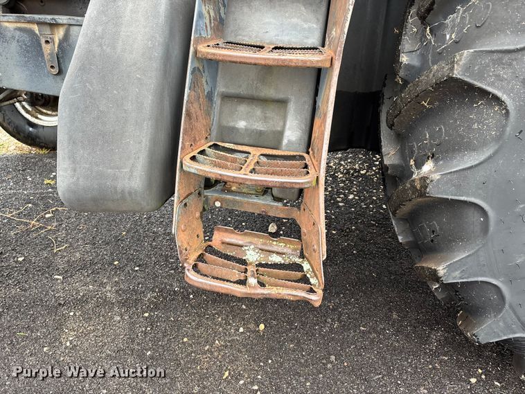 image for item EJ7693 Case-IH MX100 tractor