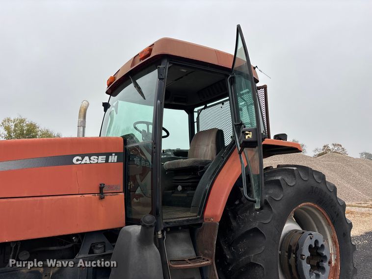 image for item EJ7693 Case-IH MX100 tractor