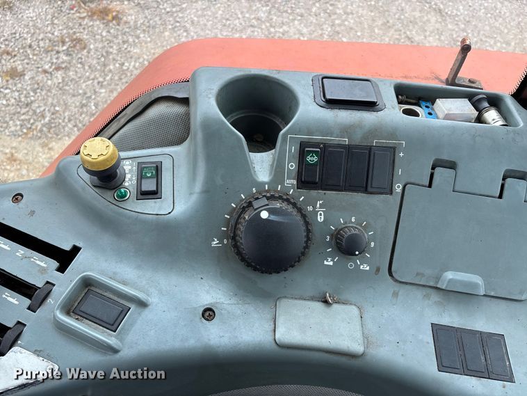 image for item EJ7693 Case-IH MX100 tractor