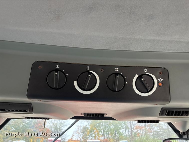 image for item EJ7693 Case-IH MX100 tractor