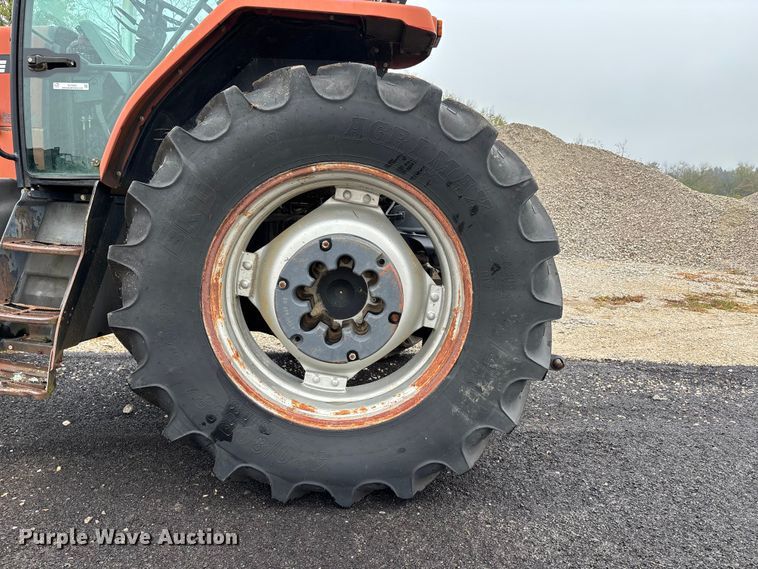 image for item EJ7693 Case-IH MX100 tractor