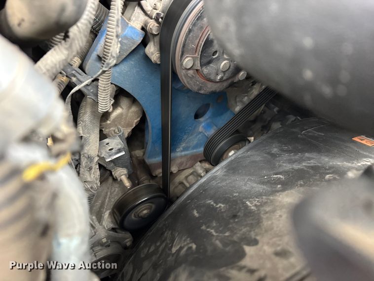 image for item EJ7697 2014 Ford E450 shuttle bus