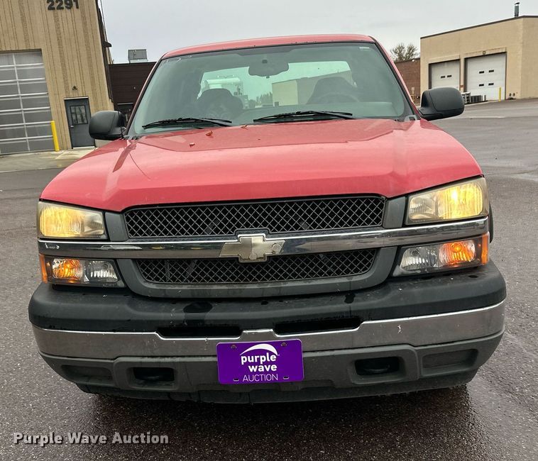image for item EL0026 2005 Chevrolet Silverado 1500 Ext. Cab pickup truck