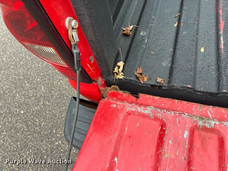 image for item EL0026 2005 Chevrolet Silverado 1500 Ext. Cab pickup truck