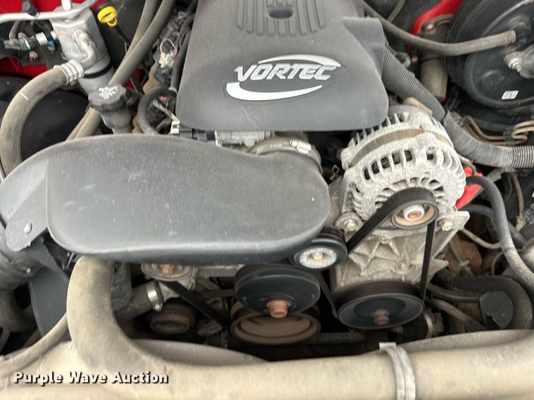 image for item EL0026 2005 Chevrolet Silverado 1500 Ext. Cab pickup truck