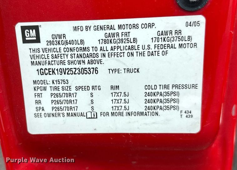 image for item EL0026 2005 Chevrolet Silverado 1500 Ext. Cab pickup truck