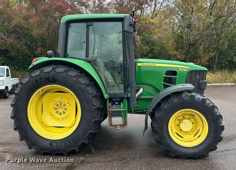 image for item EL0027 2009 John Deere 6230 MFWD tractor