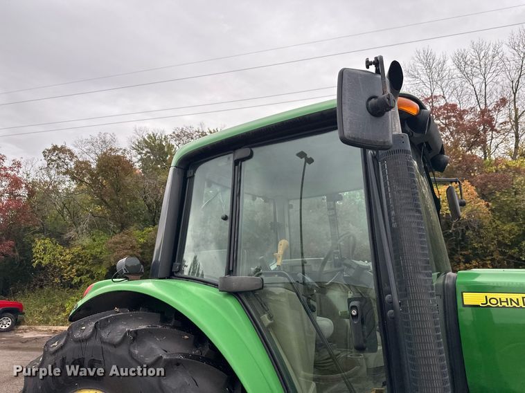 image for item EL0027 2009 John Deere 6230 MFWD tractor