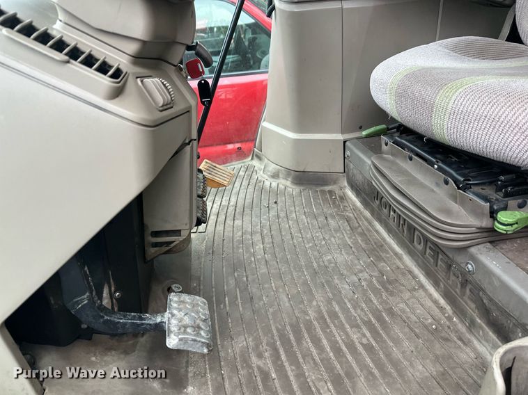 image for item EL0027 2009 John Deere 6230 MFWD tractor