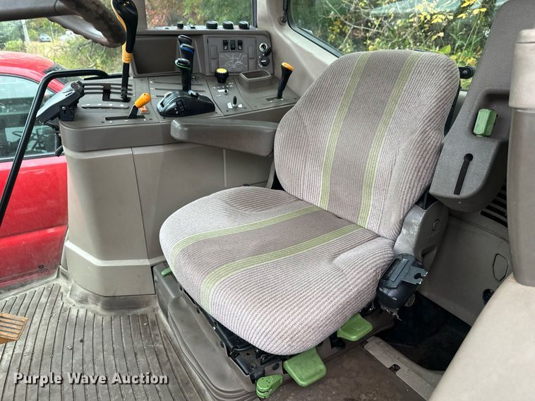 image for item EL0027 2009 John Deere 6230 MFWD tractor