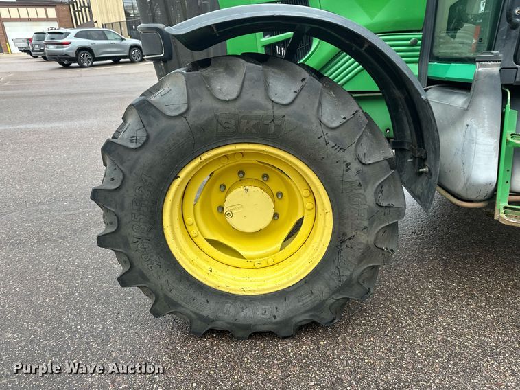 image for item EL0027 2009 John Deere 6230 MFWD tractor