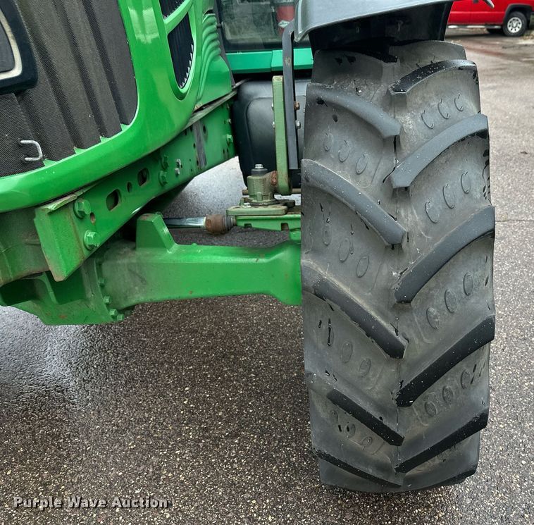 image for item EL0027 2009 John Deere 6230 MFWD tractor