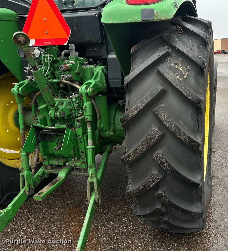 image for item EL0027 2009 John Deere 6230 MFWD tractor