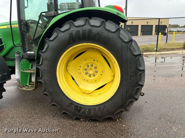 image for item EL0027 2009 John Deere 6230 MFWD tractor