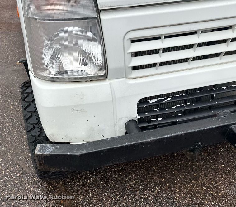 image for item EL0028 Suzuki mini truck