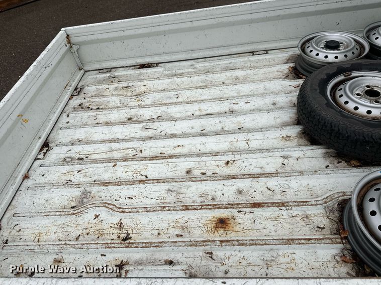 image for item EL0028 Suzuki mini truck