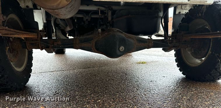 image for item EL0028 Suzuki mini truck