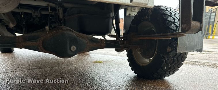 image for item EL0028 Suzuki mini truck