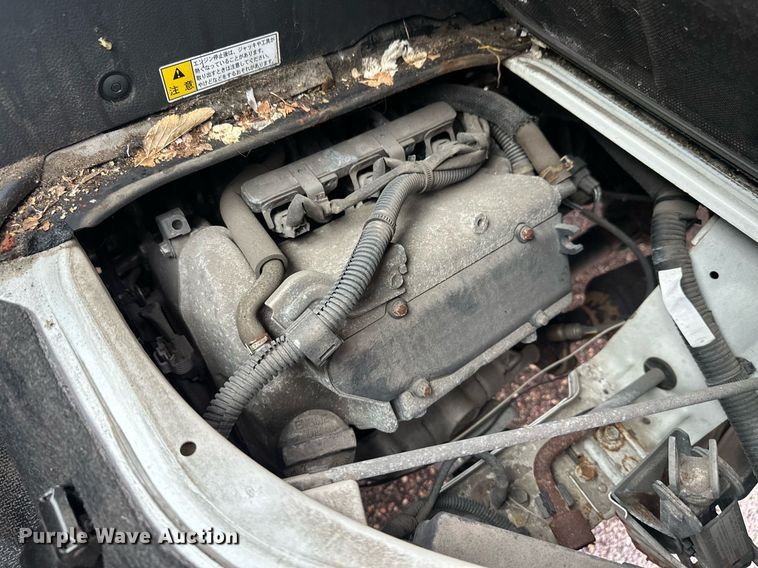 image for item EL0028 Suzuki mini truck