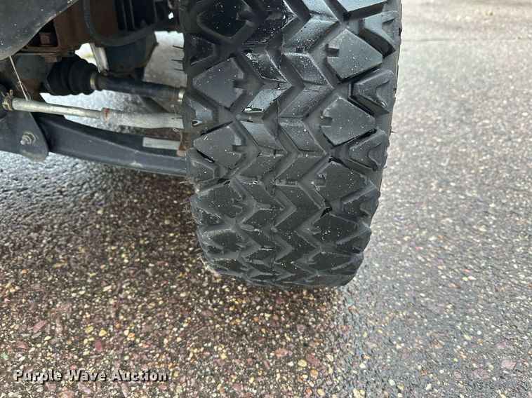 image for item EL0028 Suzuki mini truck