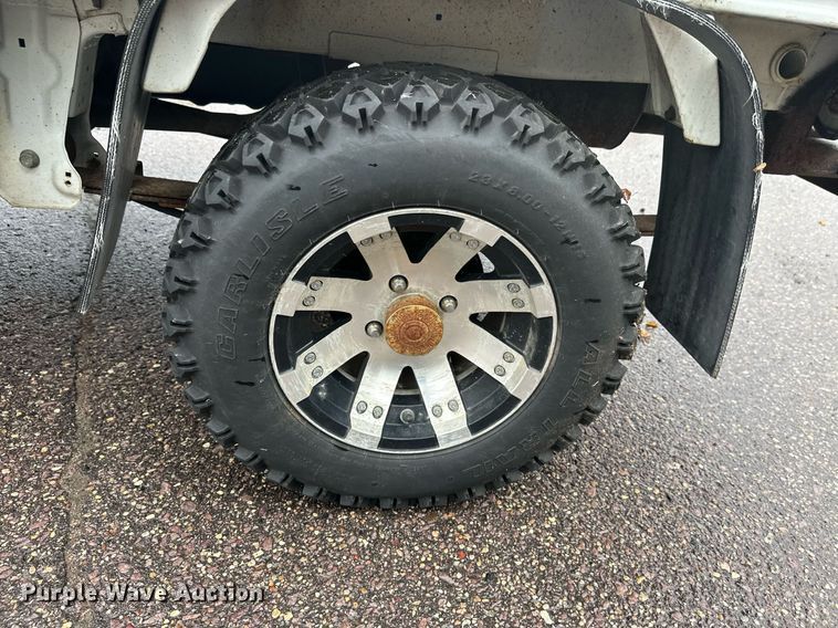 image for item EL0028 Suzuki mini truck