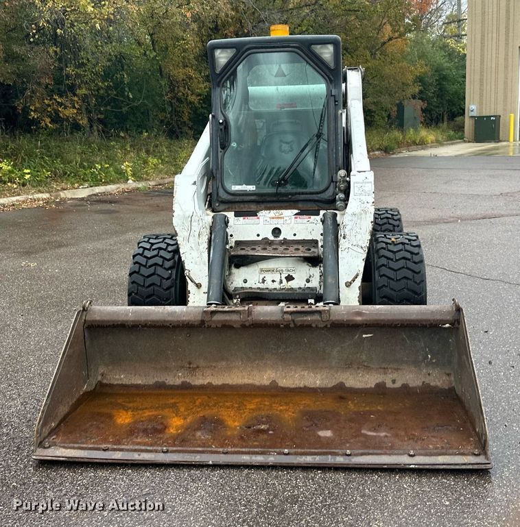 MINI CARGADOR SOBRE RUEDAS 2004 BOBCAT S250