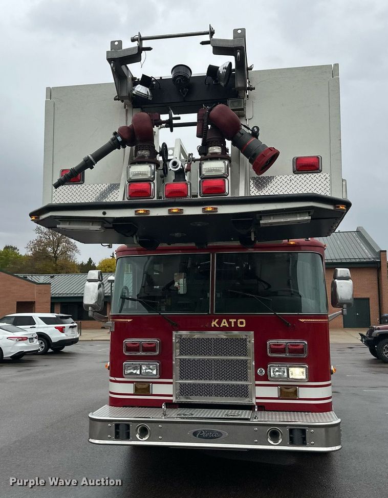 image for item EL0031 2005 Pierce Dash aerial platform fire truck