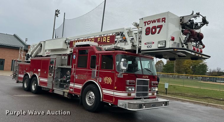 image for item EL0031 2005 Pierce Dash aerial platform fire truck