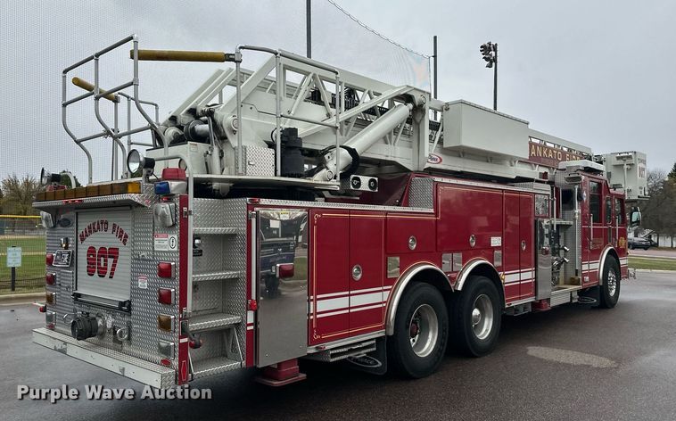 image for item EL0031 2005 Pierce Dash aerial platform fire truck