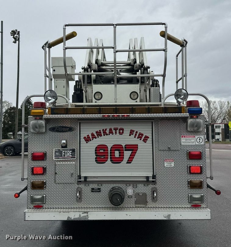 image for item EL0031 2005 Pierce Dash aerial platform fire truck