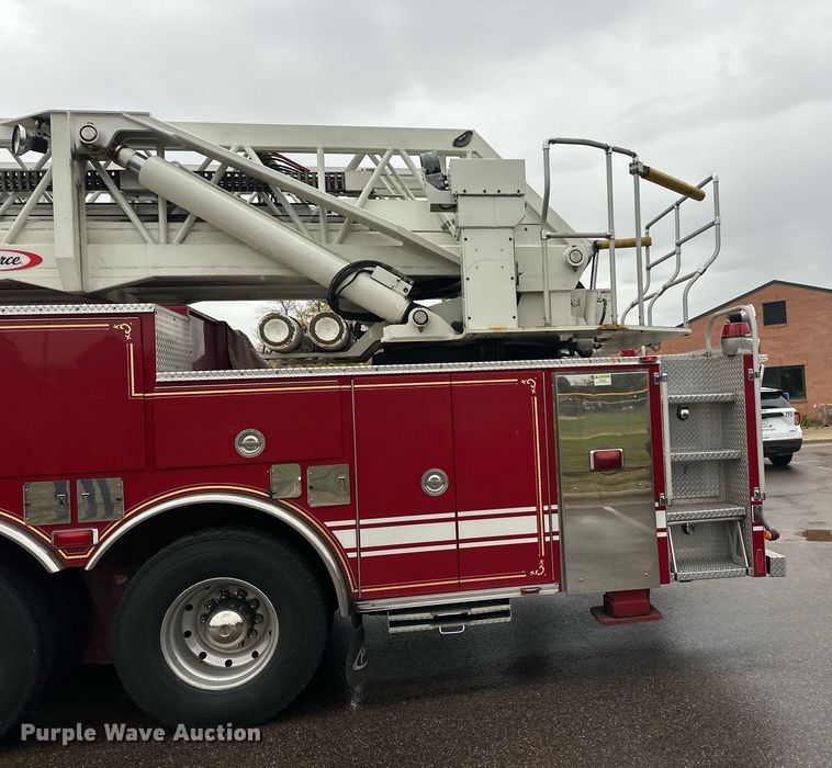 image for item EL0031 2005 Pierce Dash aerial platform fire truck