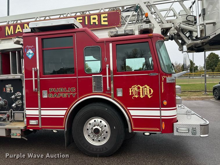 image for item EL0031 2005 Pierce Dash aerial platform fire truck
