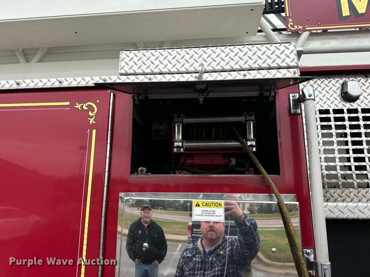 image for item EL0031 2005 Pierce Dash aerial platform fire truck