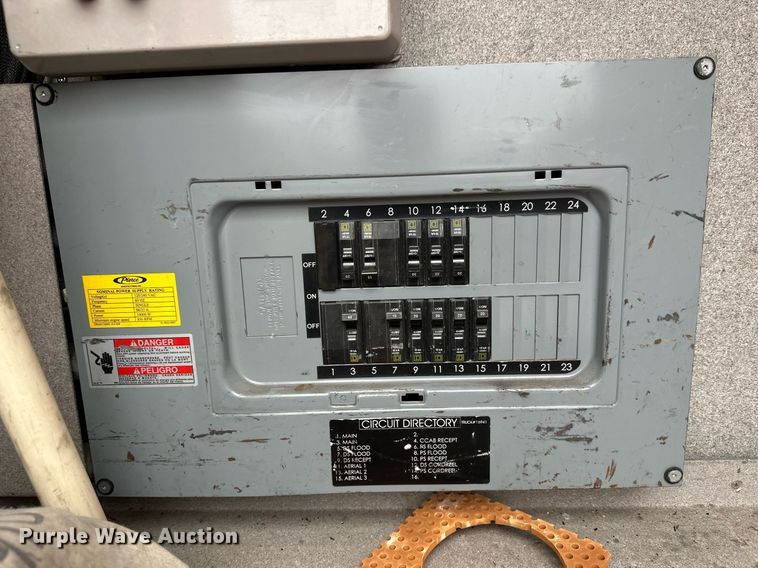 image for item EL0031 2005 Pierce Dash aerial platform fire truck