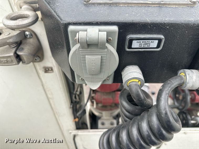 image for item EL0031 2005 Pierce Dash aerial platform fire truck