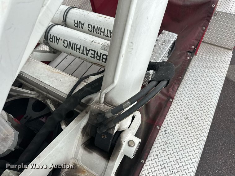 image for item EL0031 2005 Pierce Dash aerial platform fire truck