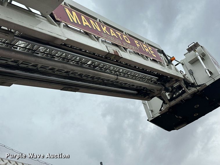 image for item EL0031 2005 Pierce Dash aerial platform fire truck