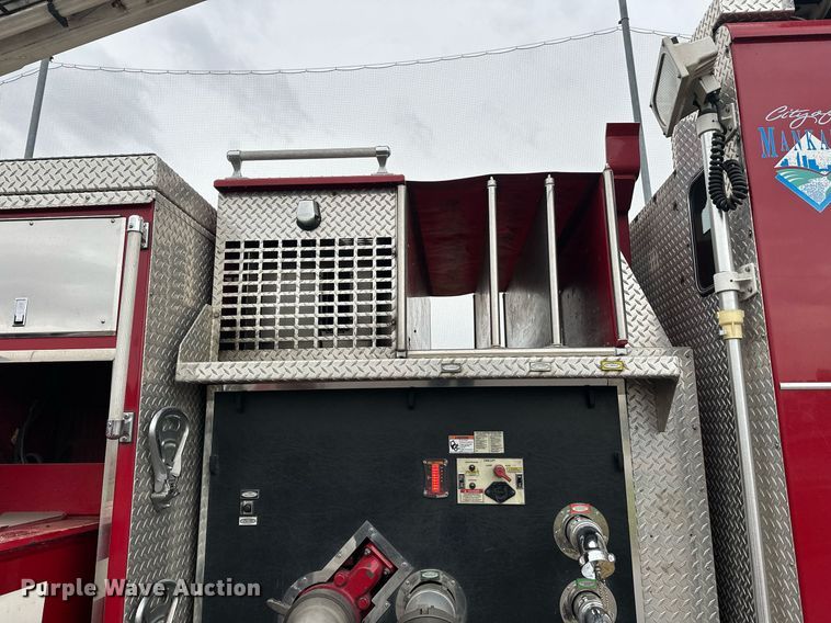 image for item EL0031 2005 Pierce Dash aerial platform fire truck