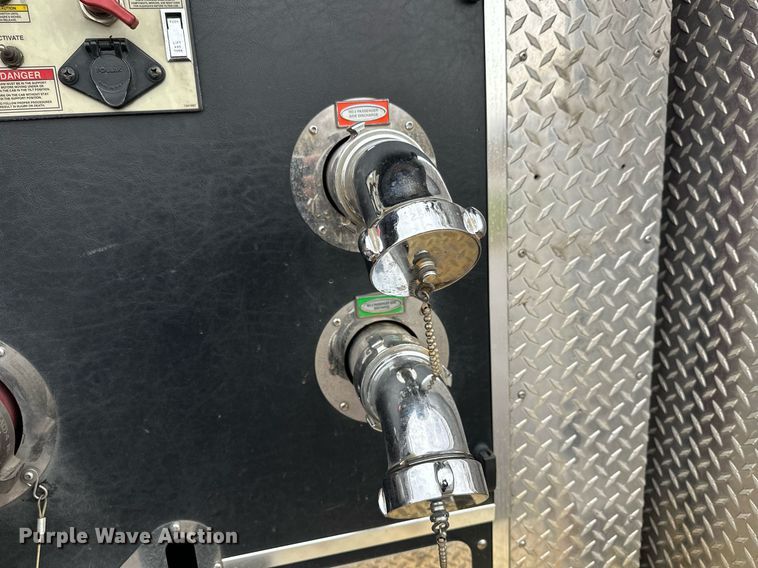 image for item EL0031 2005 Pierce Dash aerial platform fire truck